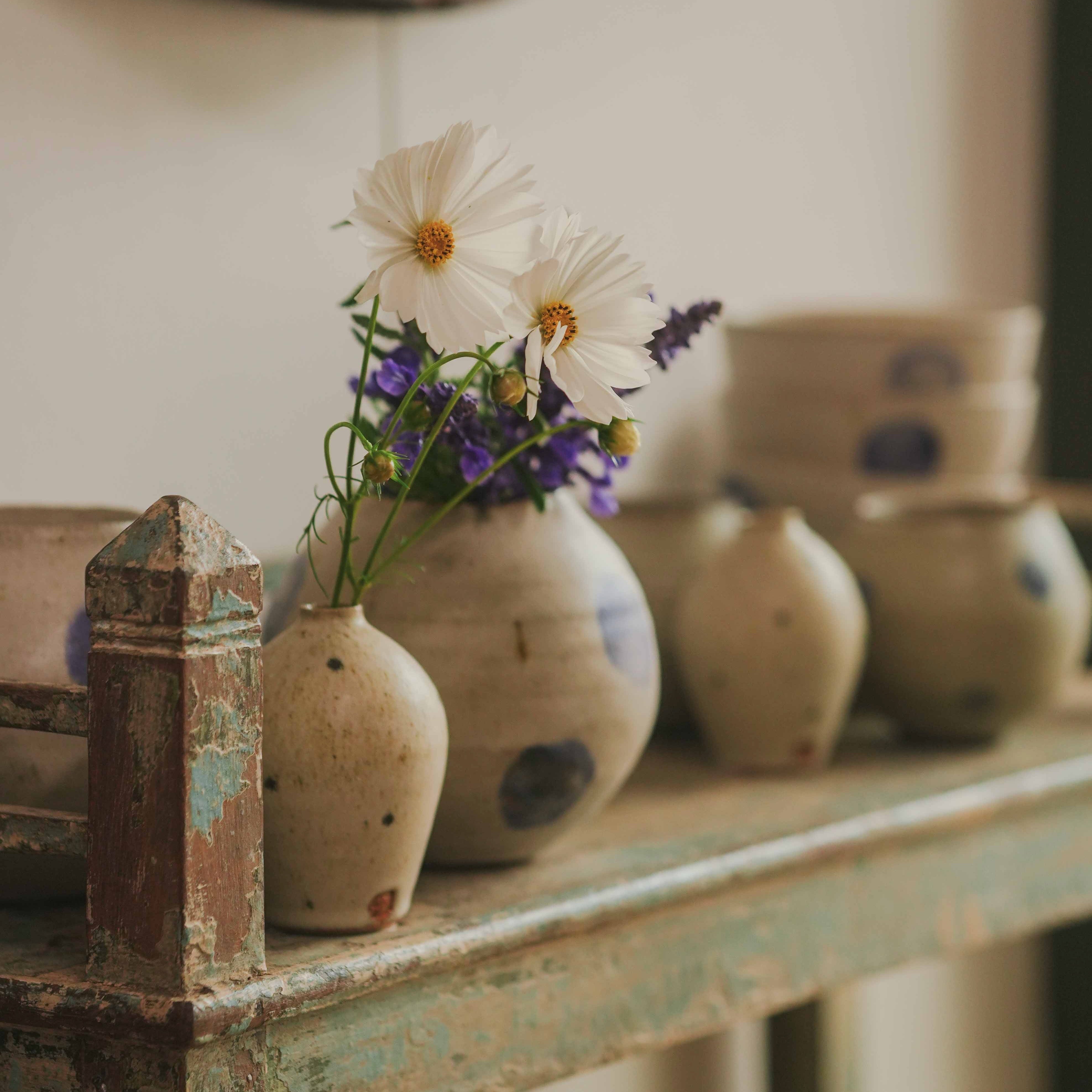 BCS Moon Vase Choc