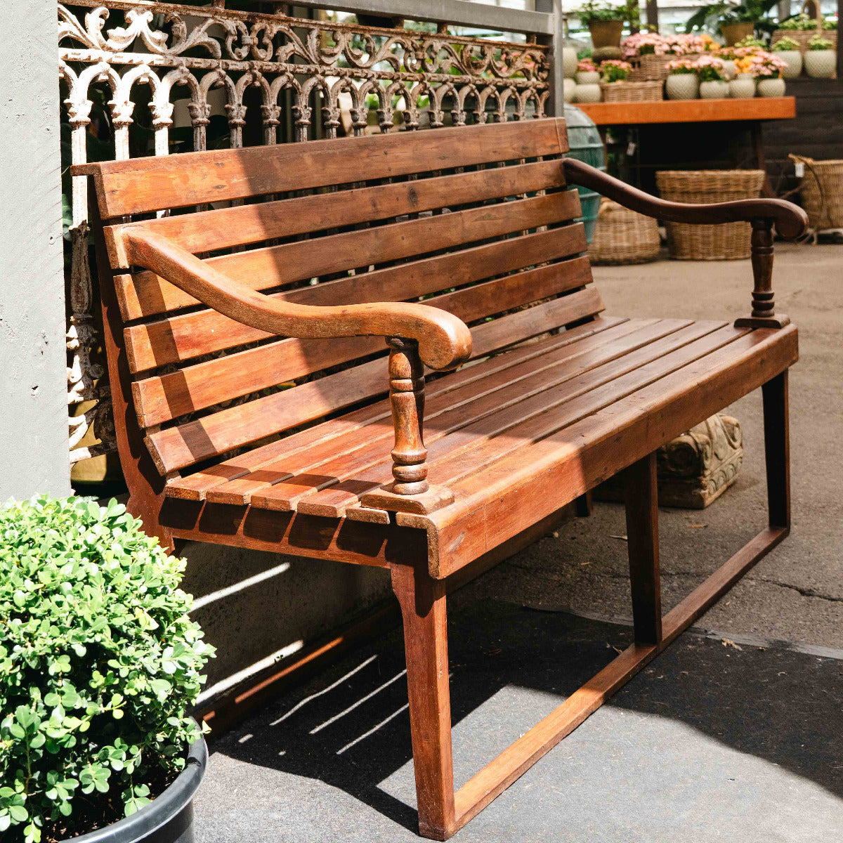 Vintage Classic Bench