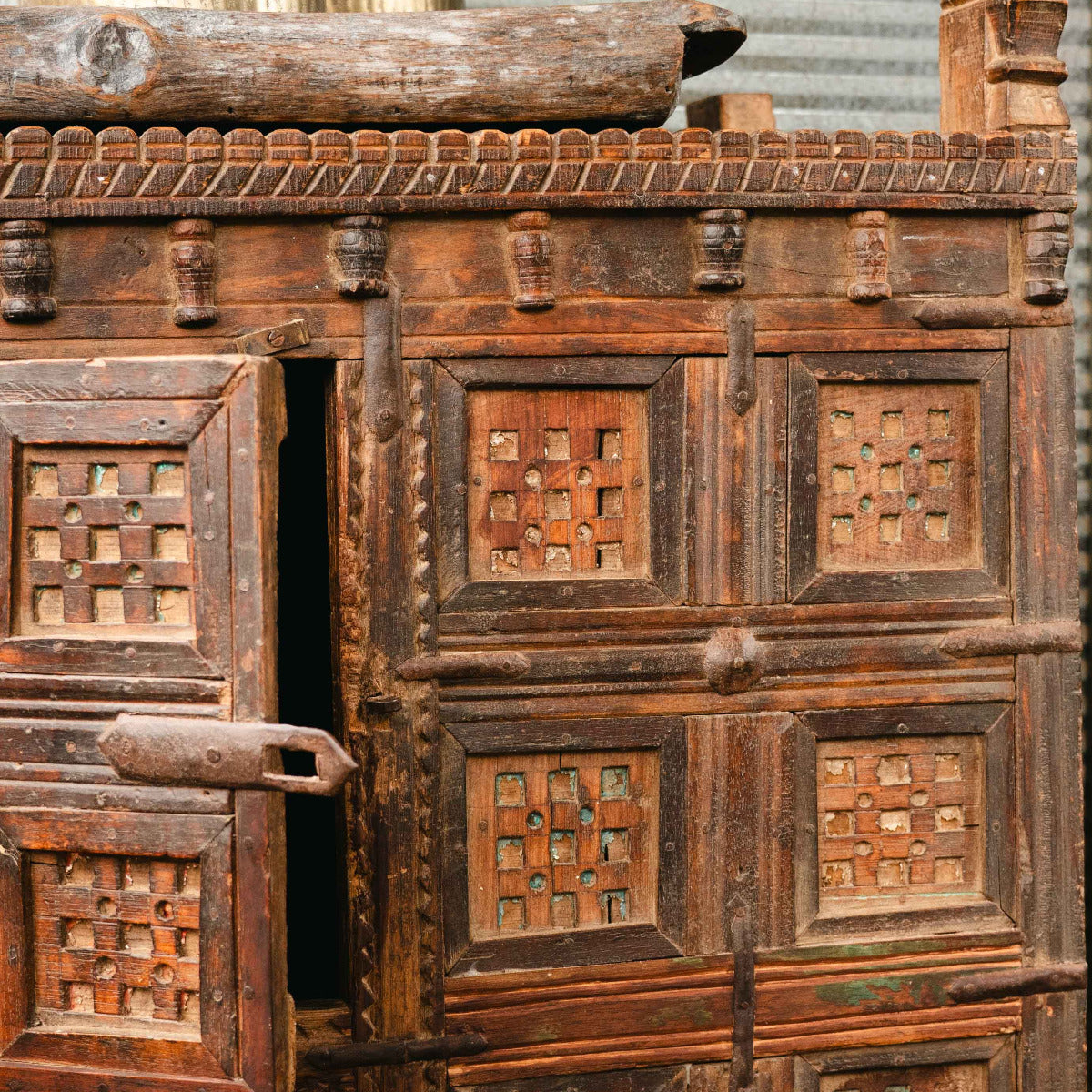 Vintage Wooden Damachiya