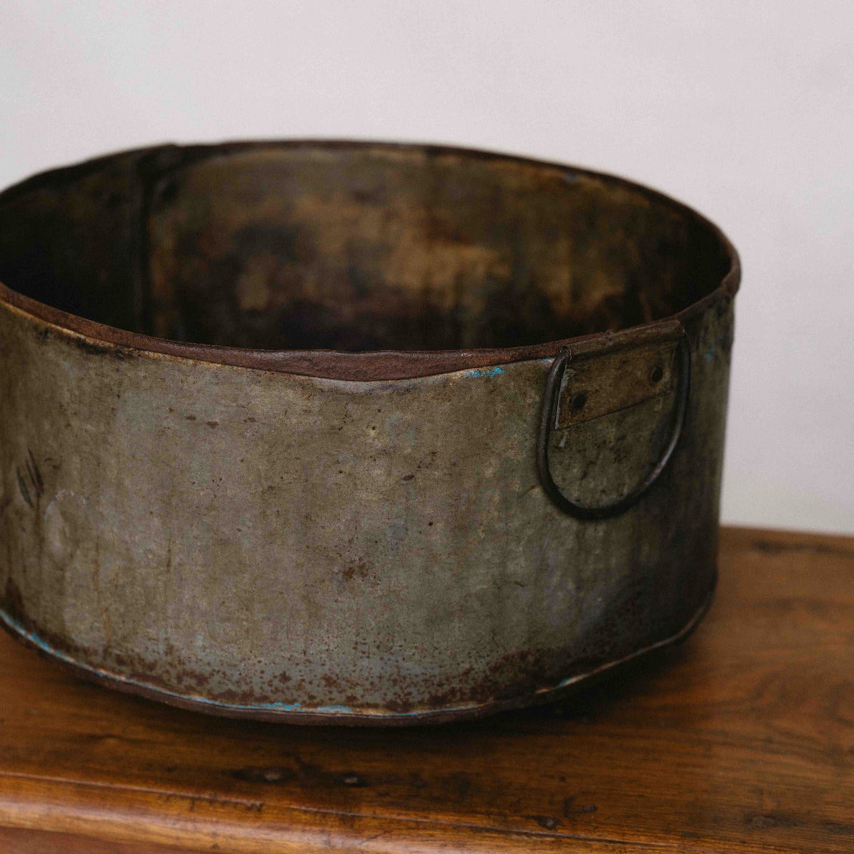 Vintage iron planter from India, 31 x 19cm, with ring handles and original aged patina, exclusive to Brookfield Gardens Brisbane.