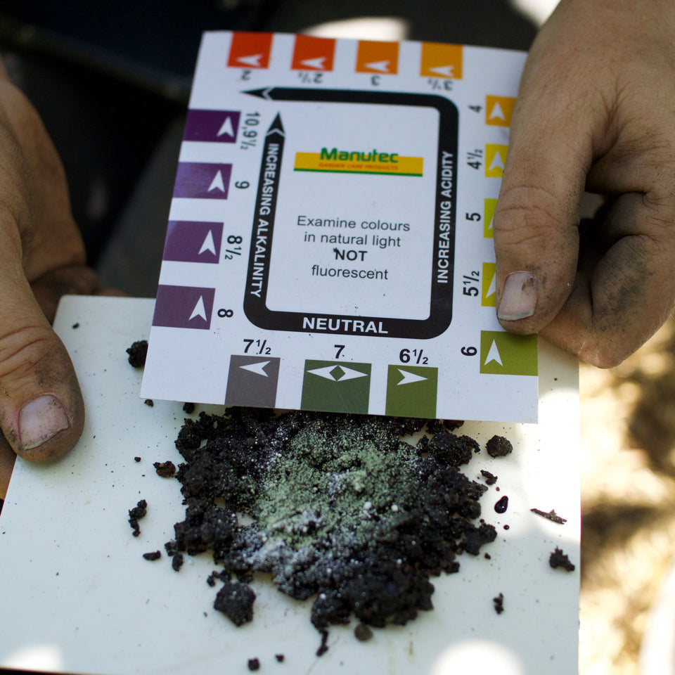 Manutec Soil pH Test Kit