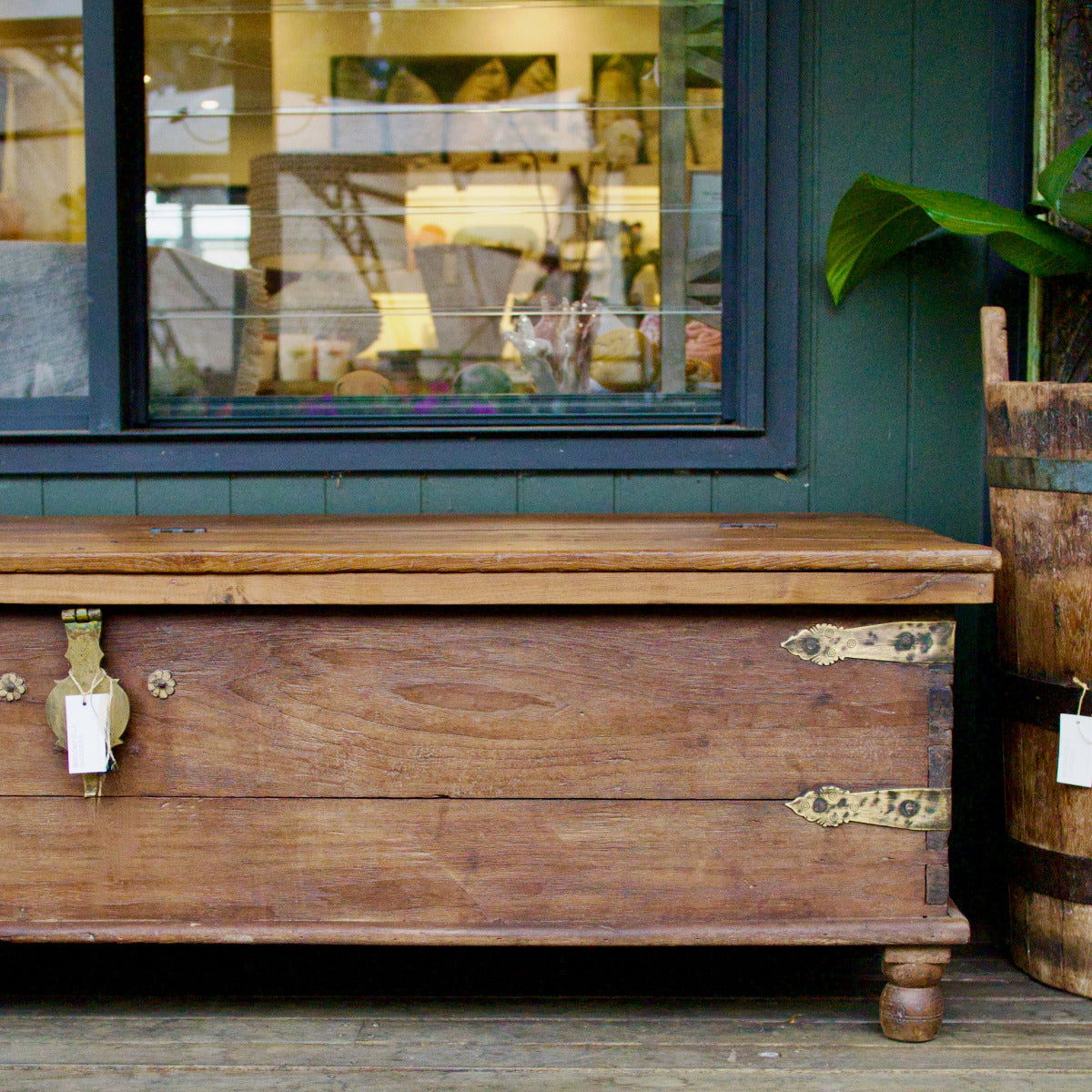 Wooden Coffee Table with Lid