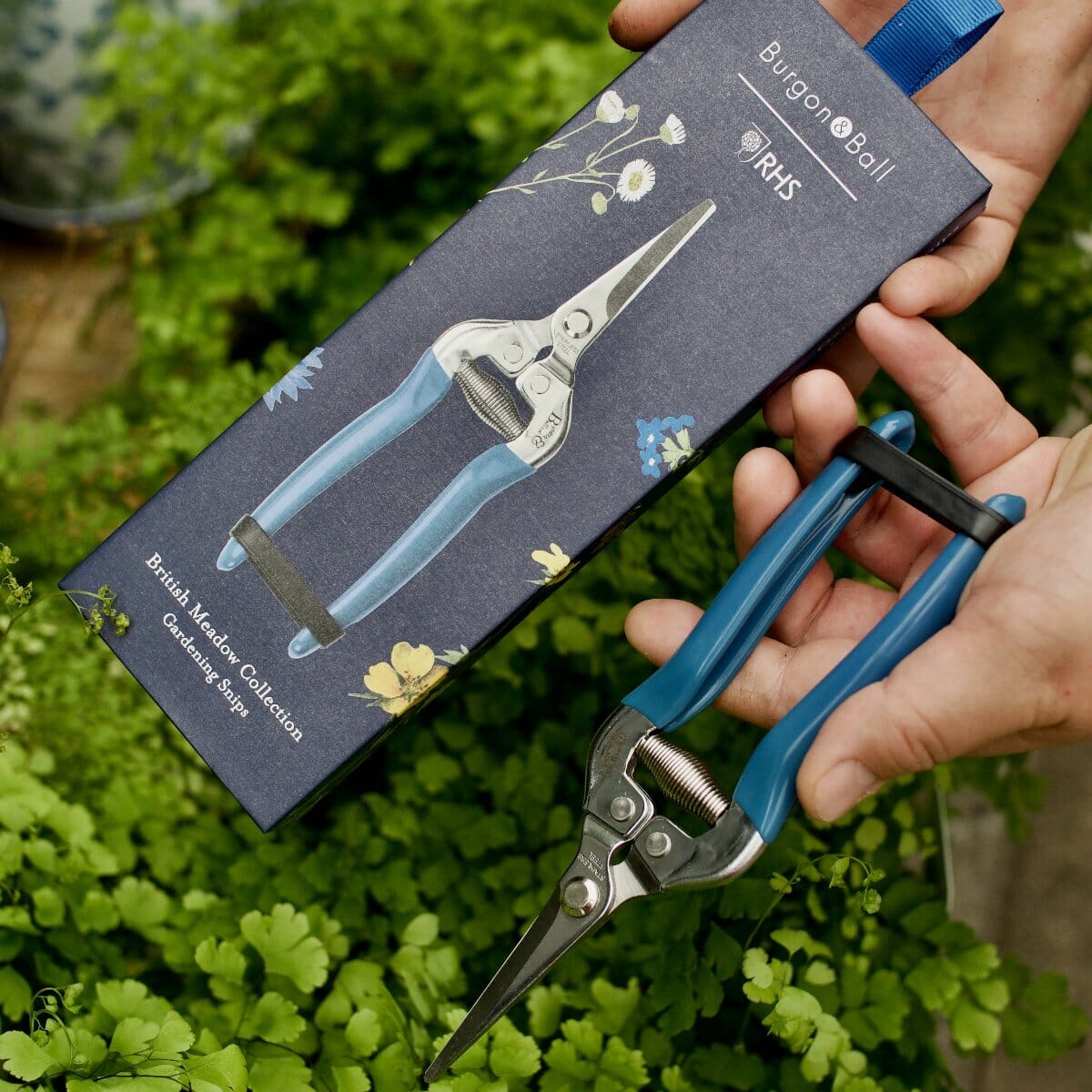 British Meadow Garden Snips Hardware - Tools Brookfield Gardens