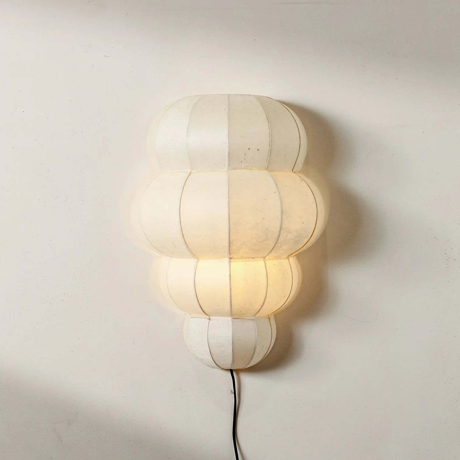 Clouded Wall Lamp