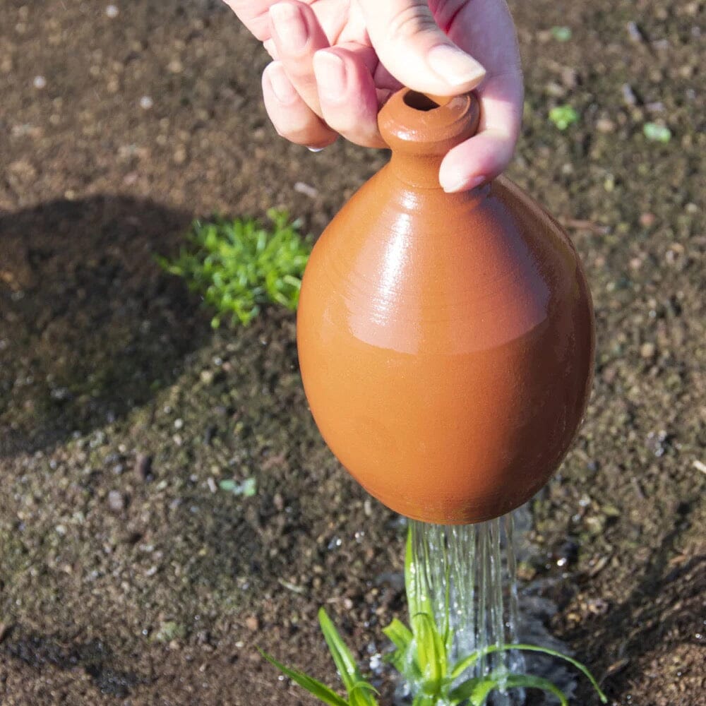 Esschert Thumb Water Pot Hardware - Watering Brookfield Gardens