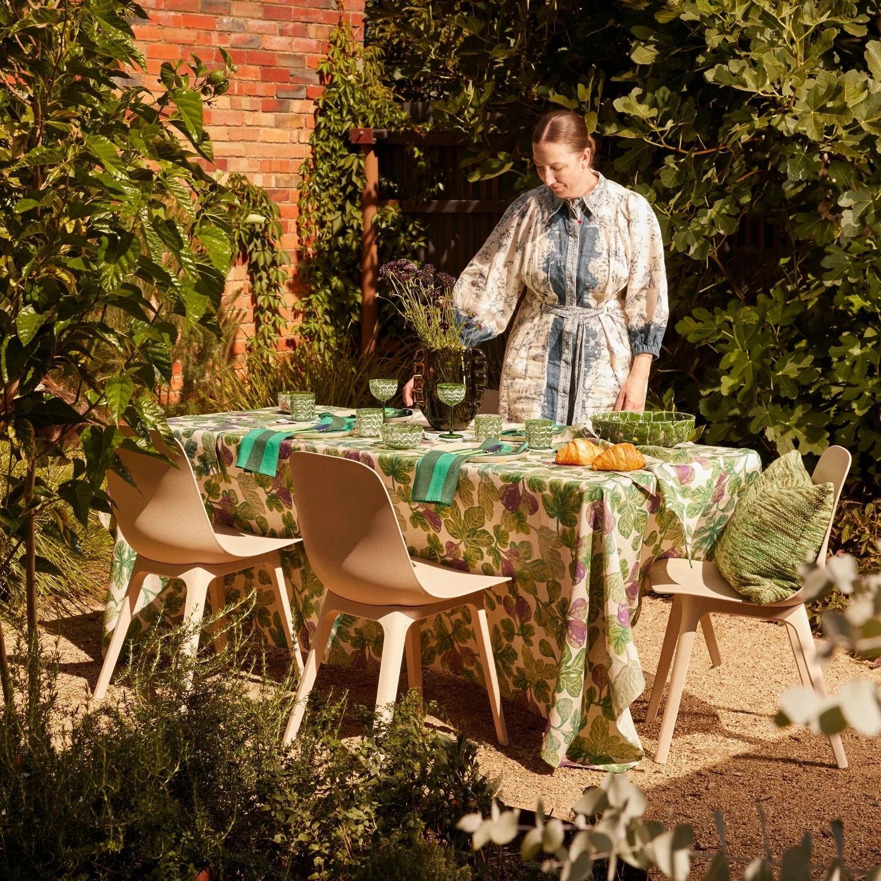 Figgy Green Tablecloth Medium PL Napery Brookfield Gardens