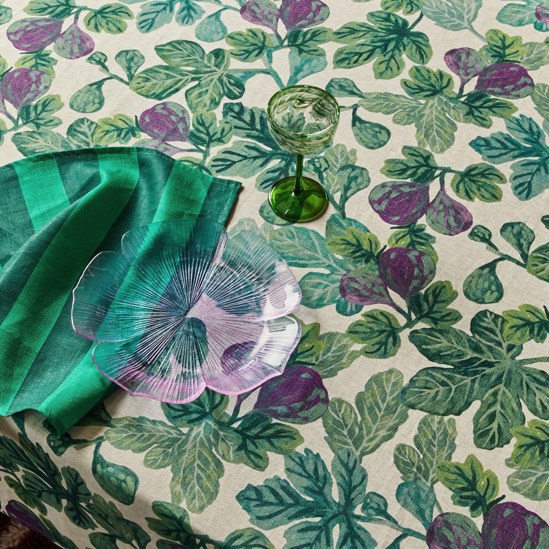Figgy Green Tablecloth Medium PL Napery Brookfield Gardens
