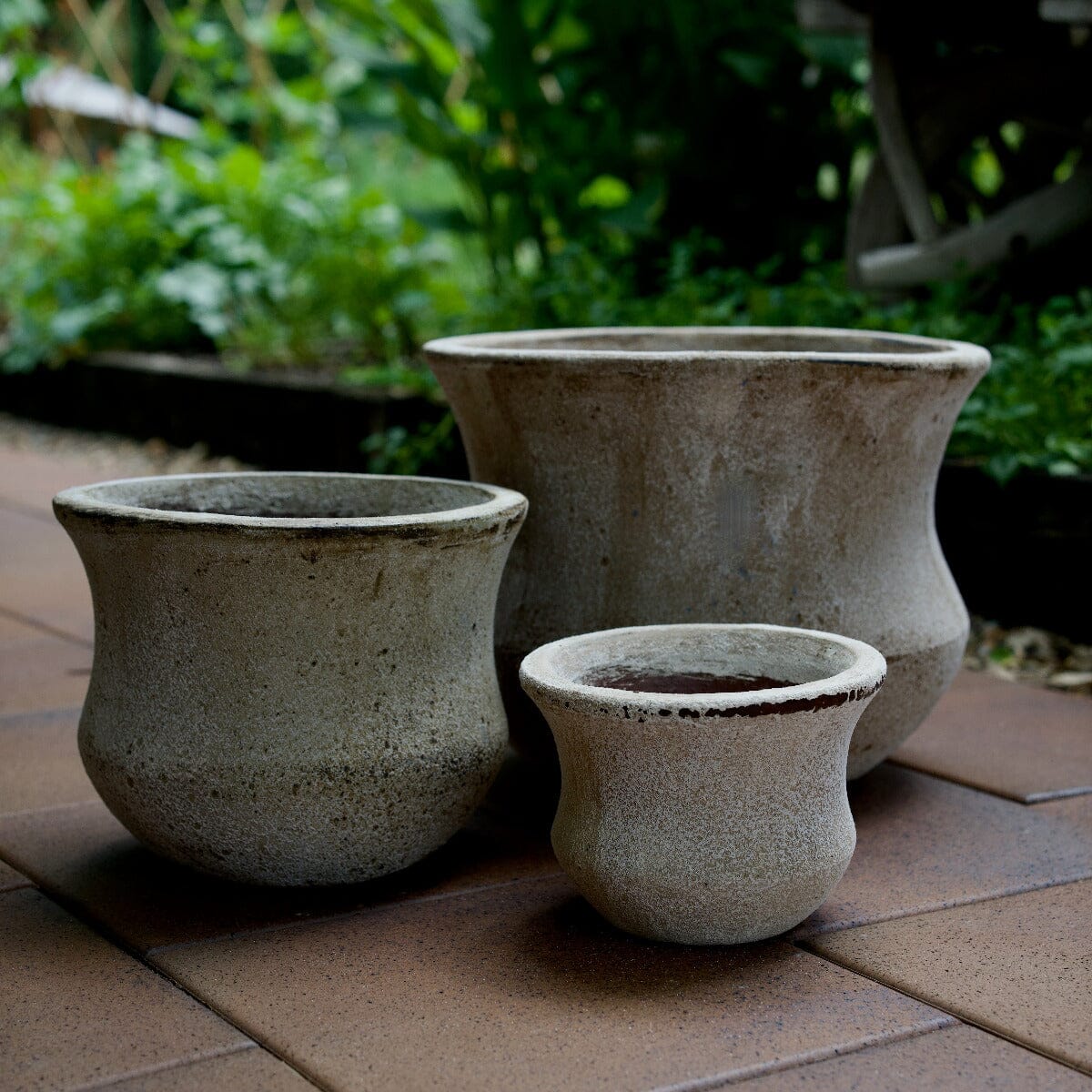 Ganache Lotus Pot Pots - Terracotta Brookfield Gardens