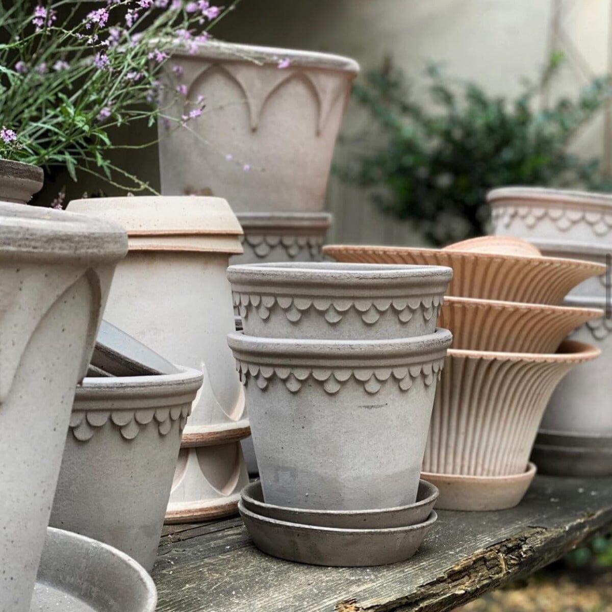 Kobenhavner Grey inc saucer Pots - Berg Berg