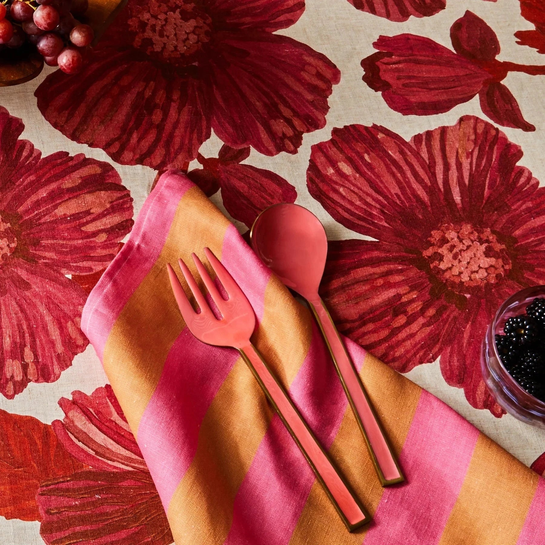 Leon Cerise T/Cloth M PL Napery Brookfield Gardens