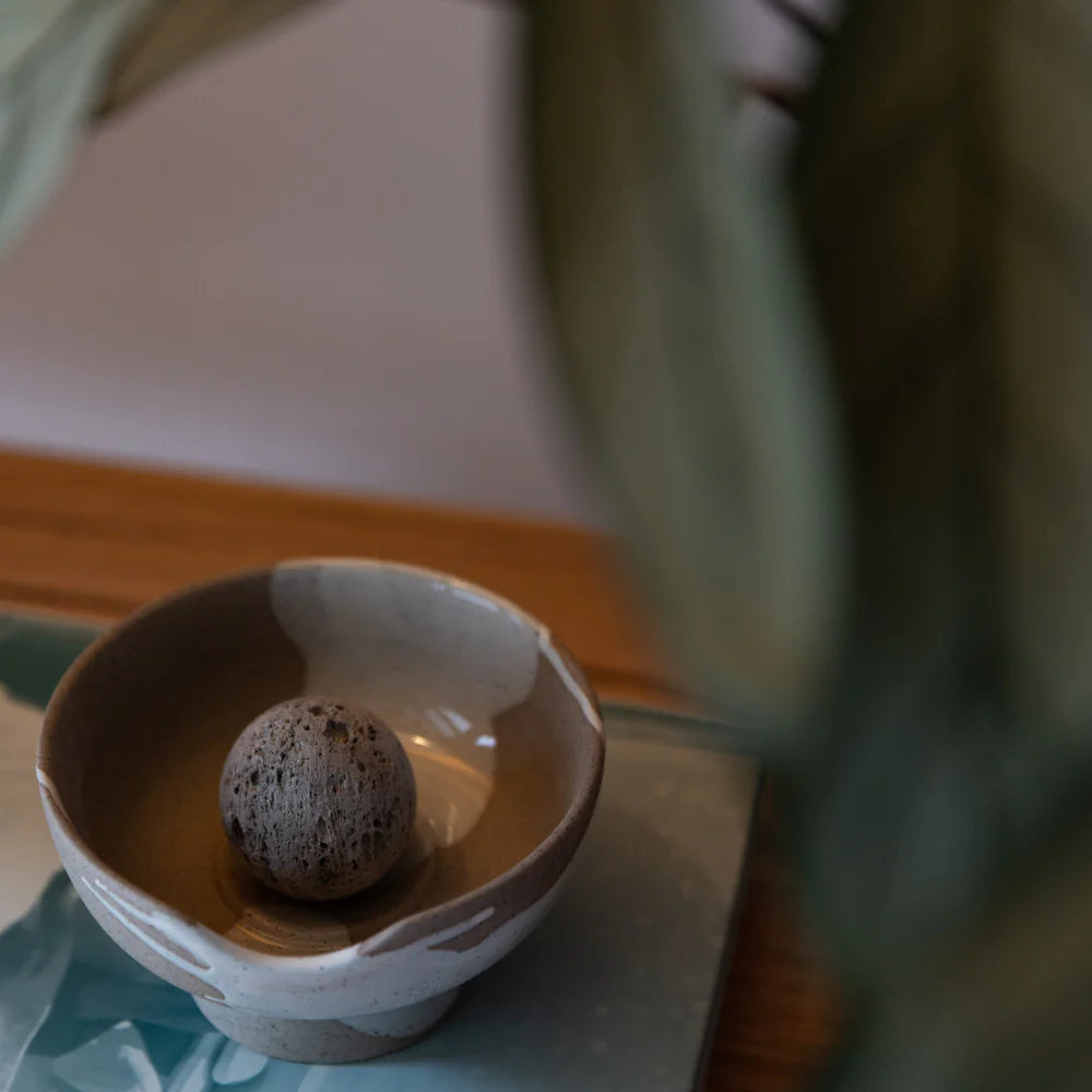 Lunara Diffuser Shadow in Bloom