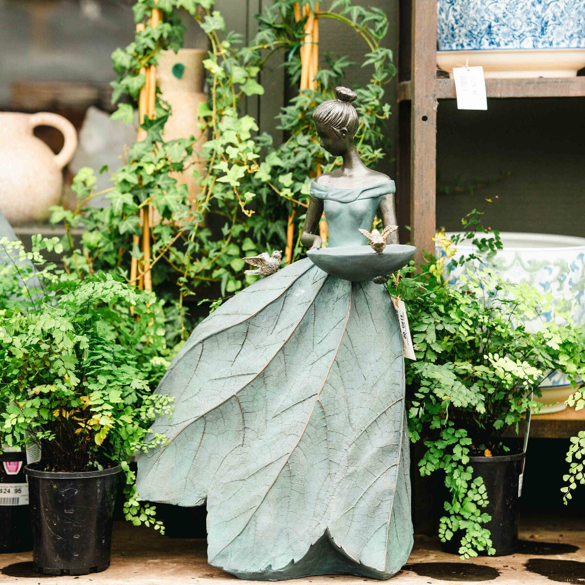 Odette Holding Birdfeeder Bowl Gift - Ornaments Brookfield Gardens