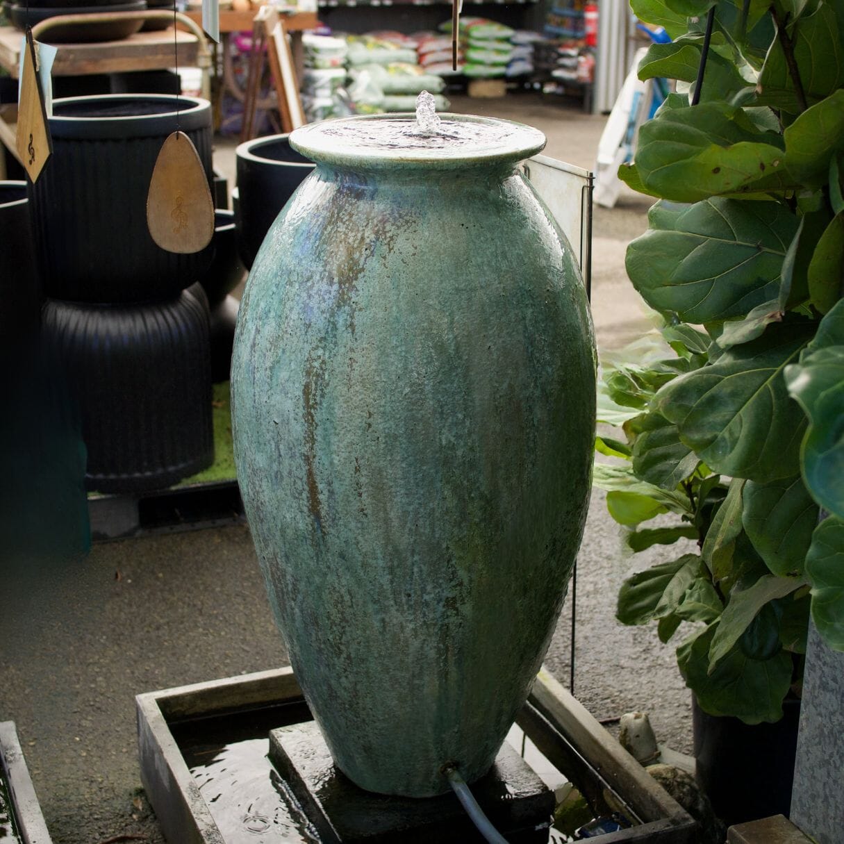 Roman Jar Lg Fountain/Base/Pump Fountain Packages Brookfield Gardens