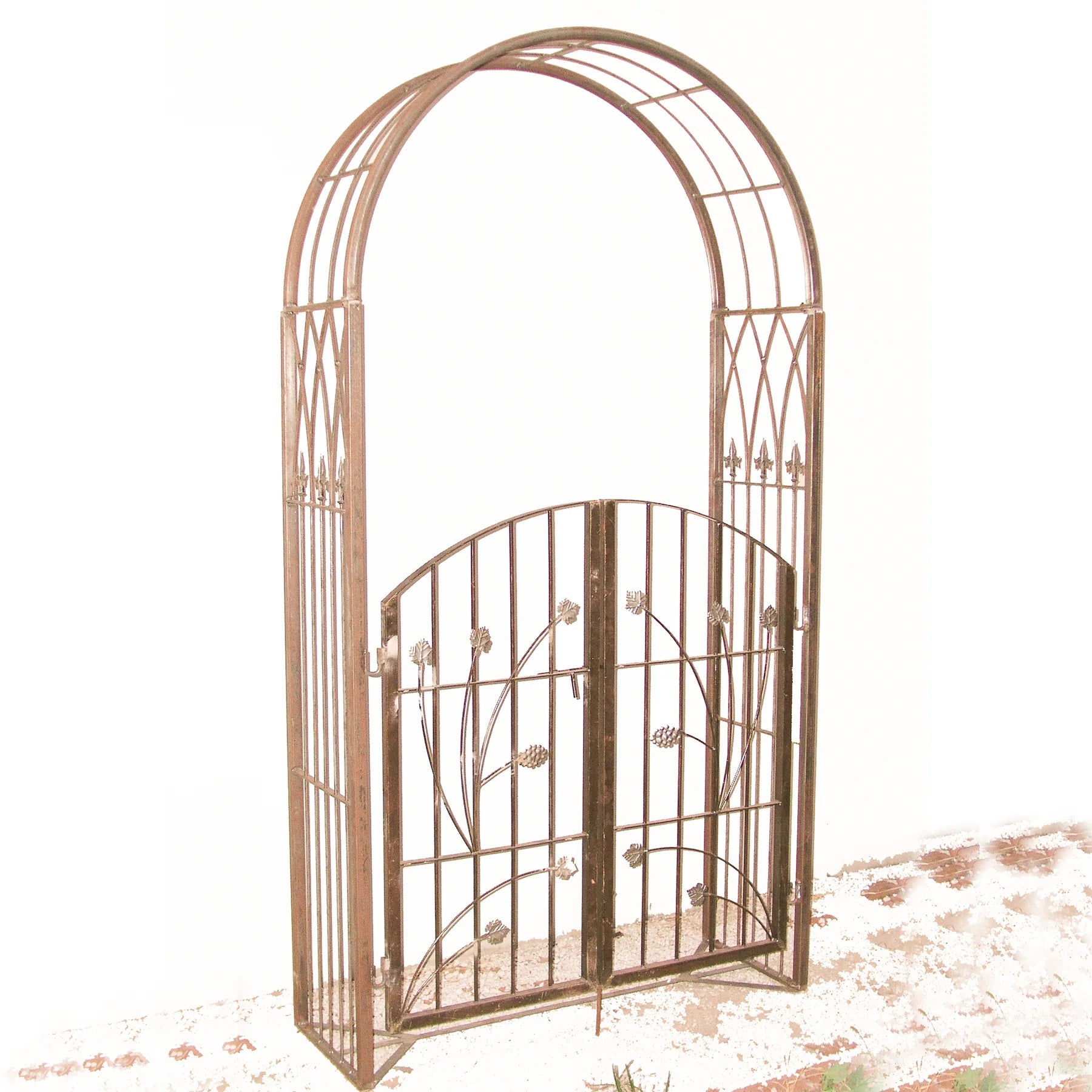 Arch with Gate Leaf Motif