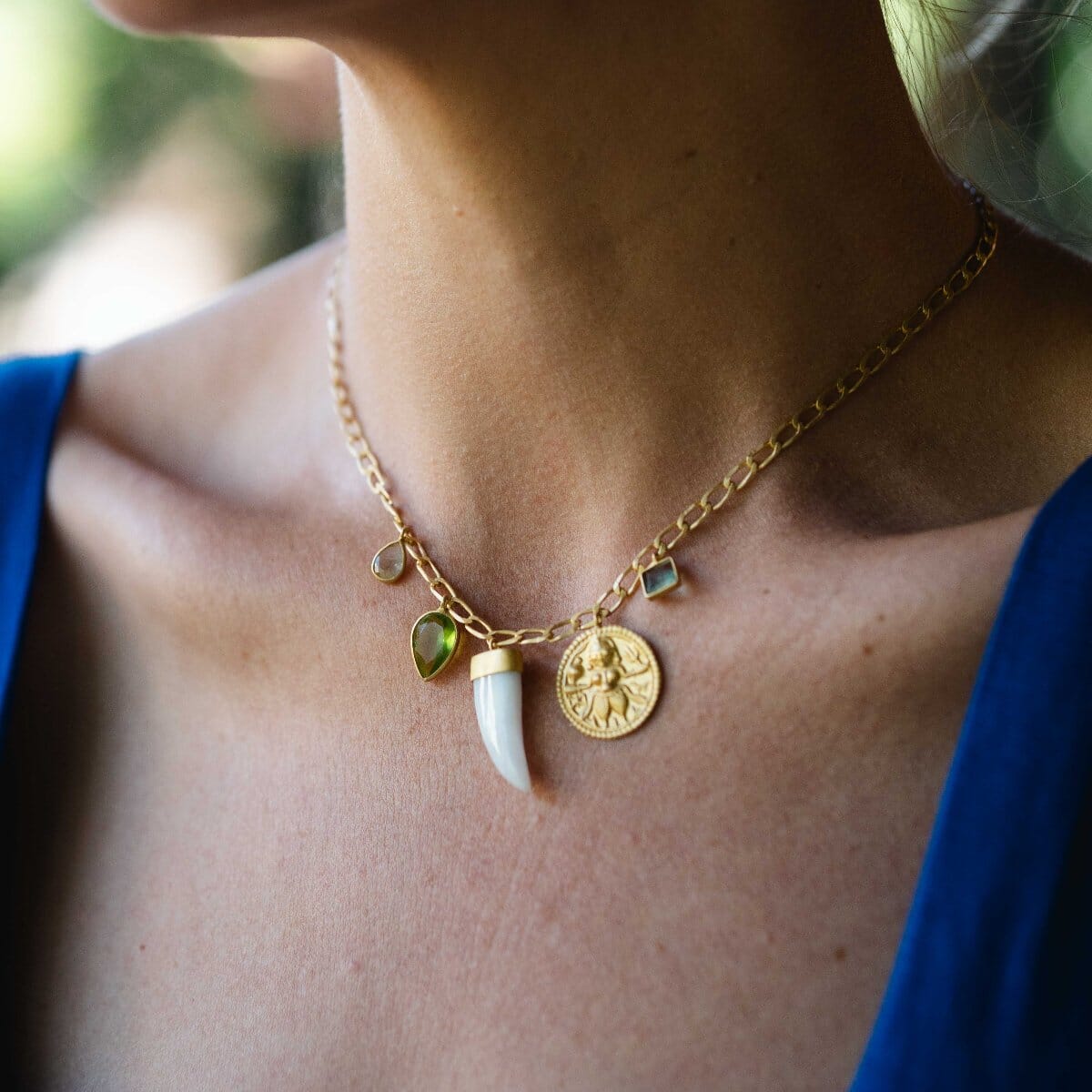 White Agate Necklace PL Accessories Brookfield Gardens