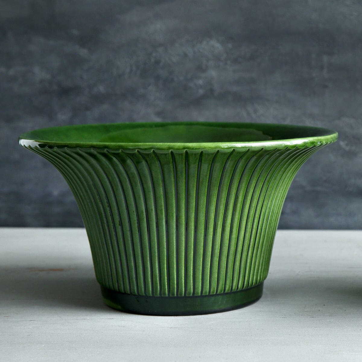 Daisy Green Emerald Pot Florist - Vessels Berg