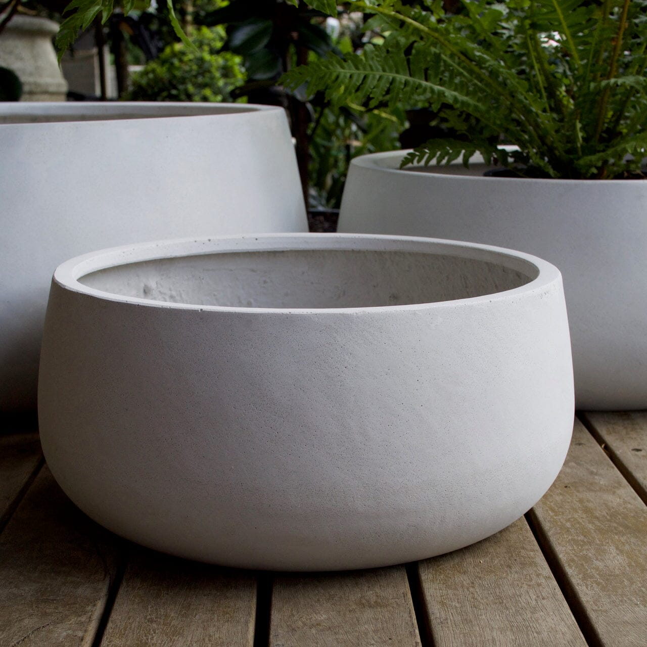 Sante Low Bowl Pots - Light Weight Brookfield Gardens