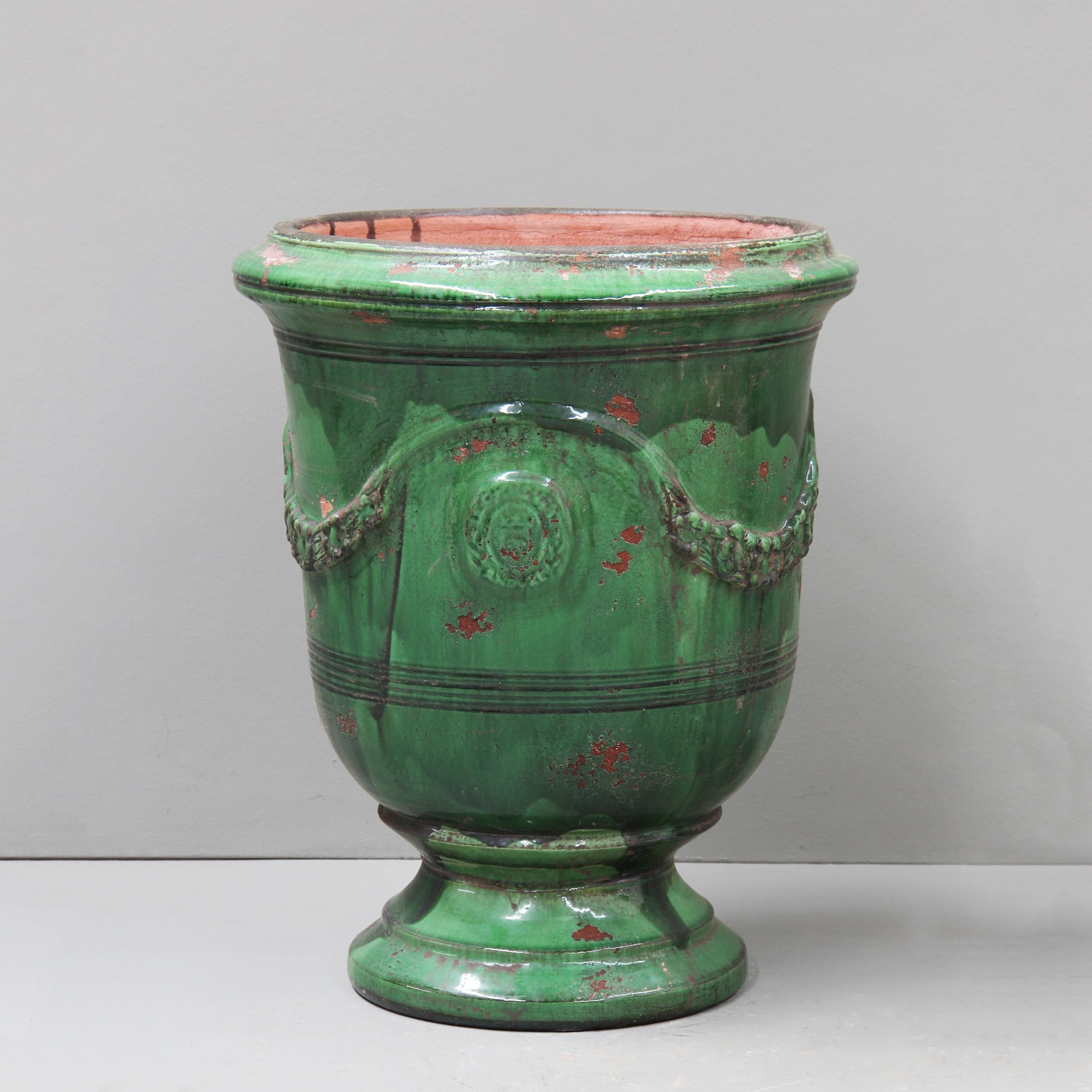 Chinon Anduze Urn Green