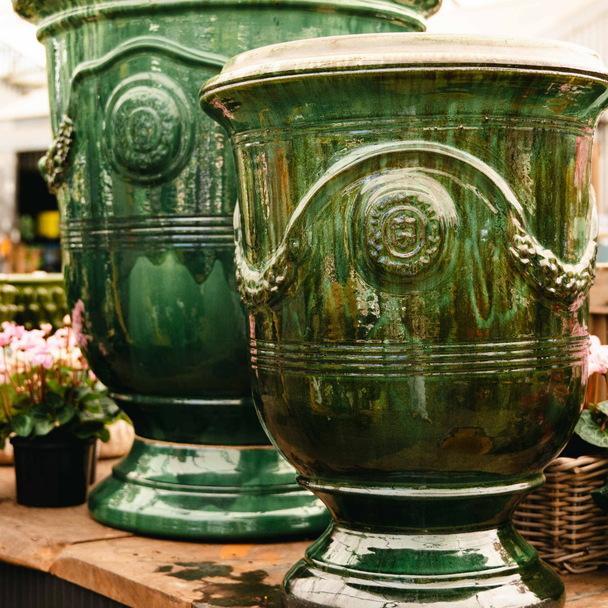 Chinon Anduze Urn Green