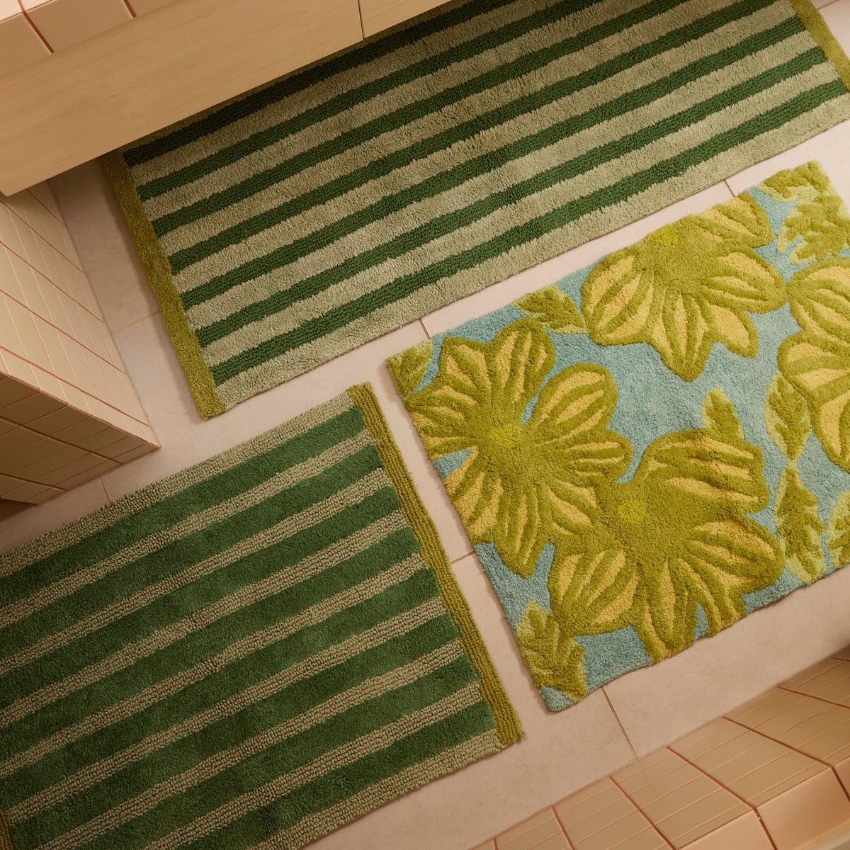 Azalea Green Bath Mat