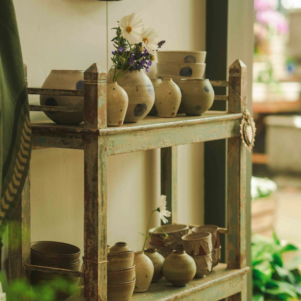 Blackbird Creative pottery by Brisbane ceramic artist Natalie Brockett featuring Japanese-inspired handmade functional ware