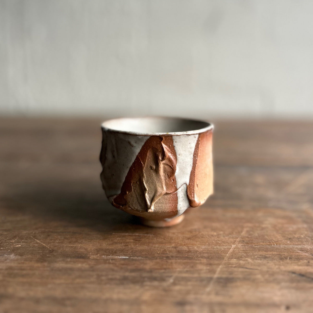 Ceramic expresso cup with unique design 