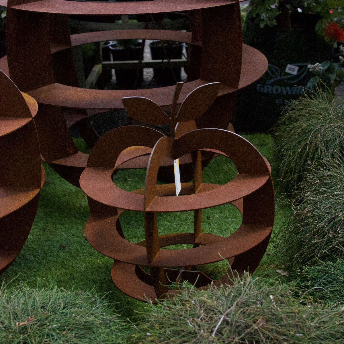 Corten Apple