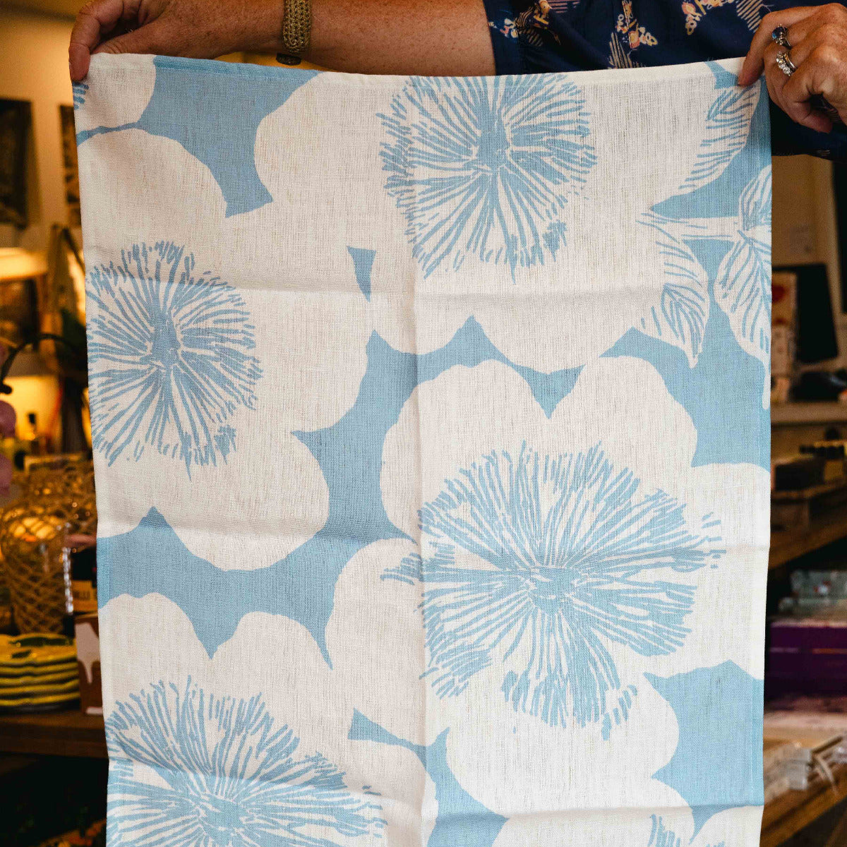 Jardin Dove Tea Towel