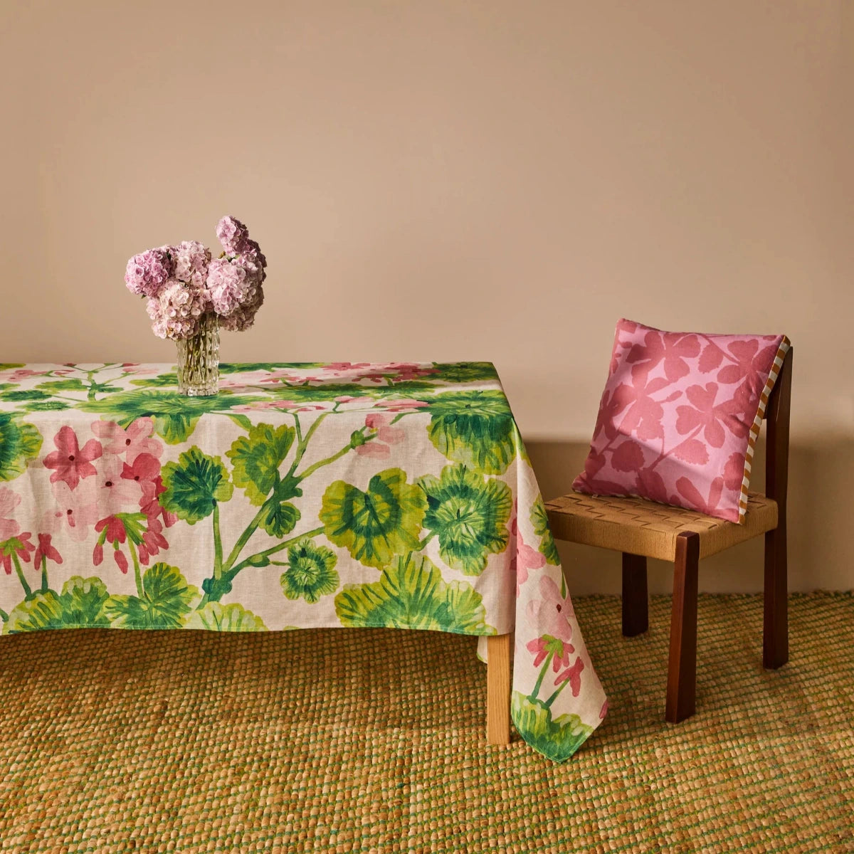 Geranium Multi Tablecloth