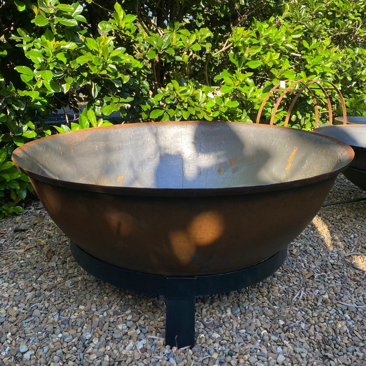 Cast Iron Fire Bowl Tripod 1400mm Pots - Cast iron Brookfield Gardens