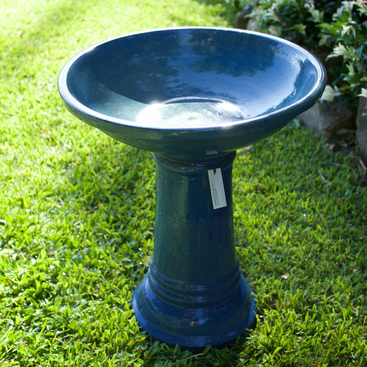 Classic Birdbath Statues / Water features / Bird Bath Brookfield Gardens 