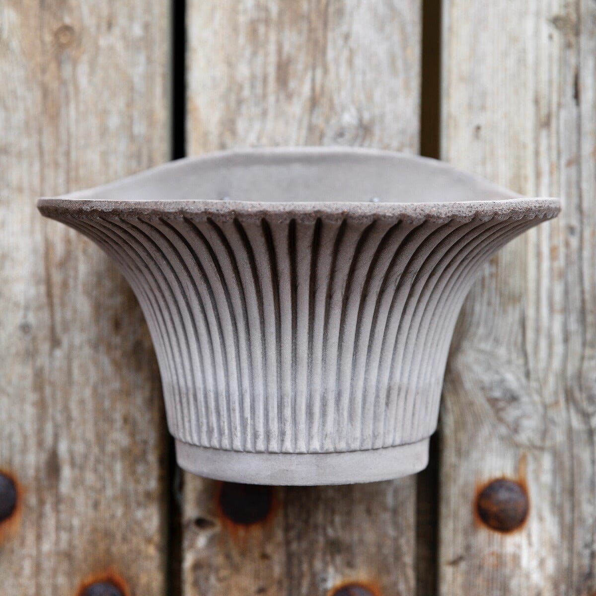 Daisy Grey Wall Pot Pots - Berg Brookfield Gardens 