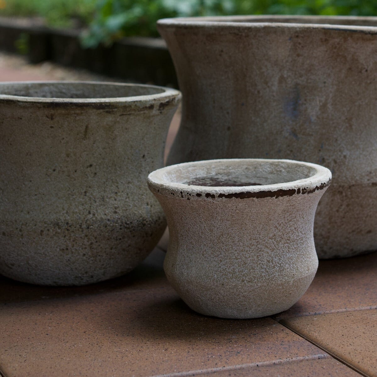 Ganache Lotus Pot Pots - Terracotta Brookfield Gardens 