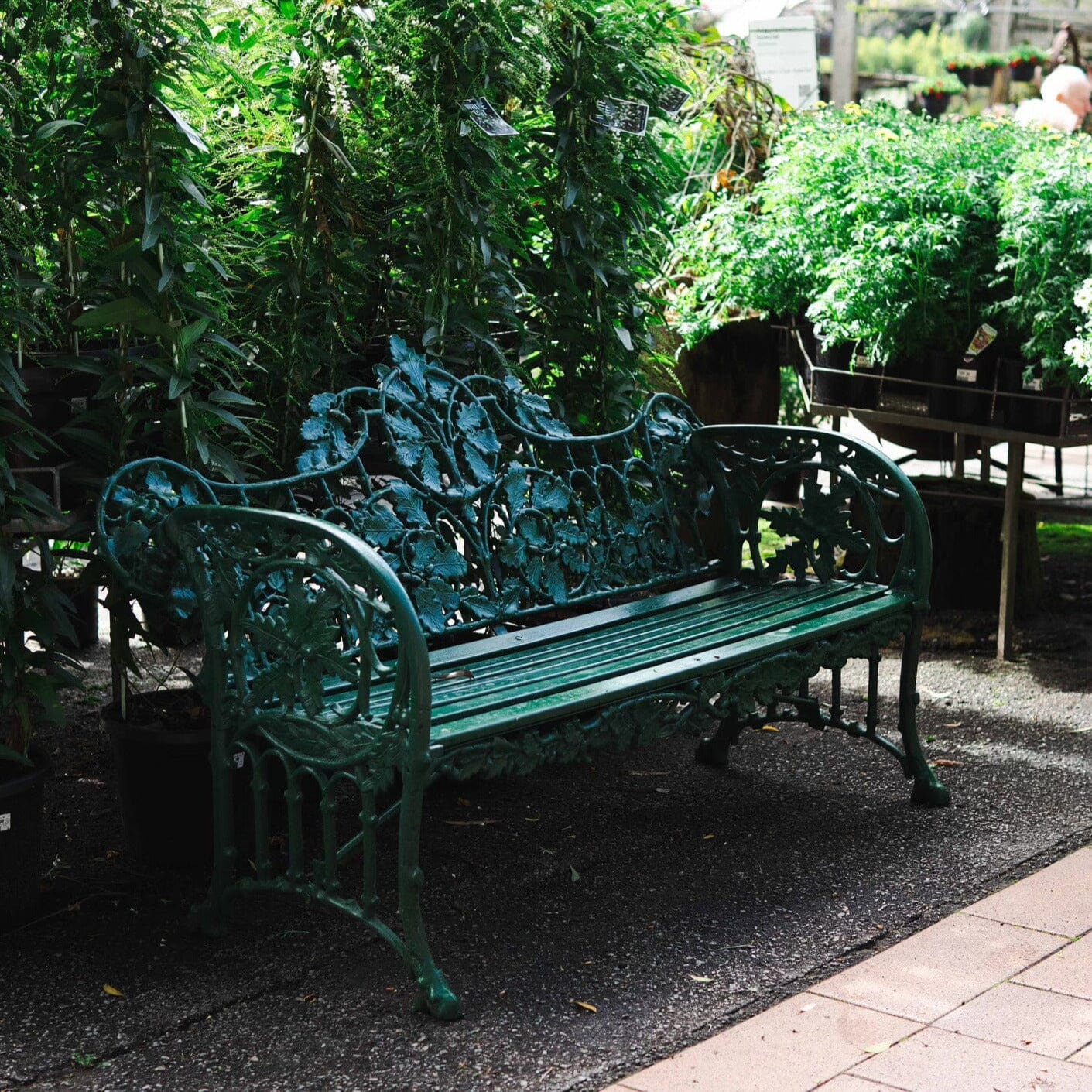 Green Oak Leaf Bench Furniture Brookfield Gardens 