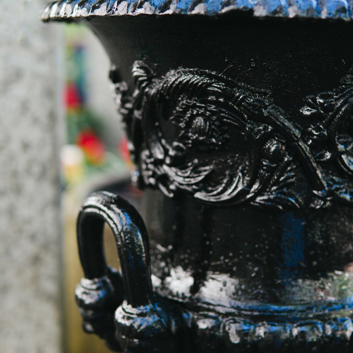 Med Dorchester Urn and Ped Pots - Cast iron Brookfield Gardens 