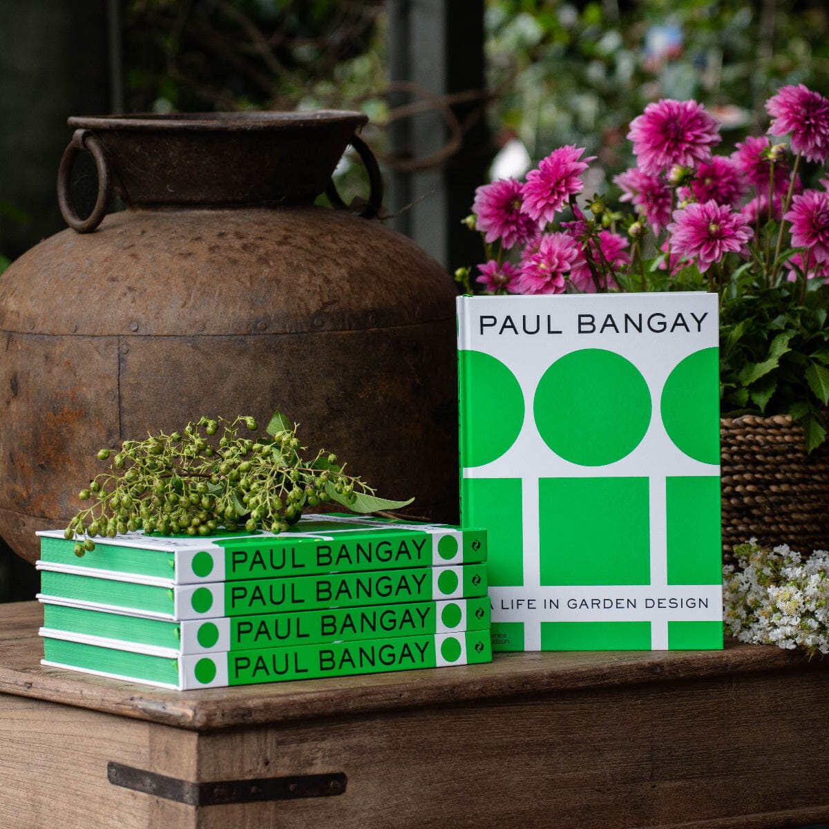 Paul Bangay Signed Author PL Books Brookfield Gardens 