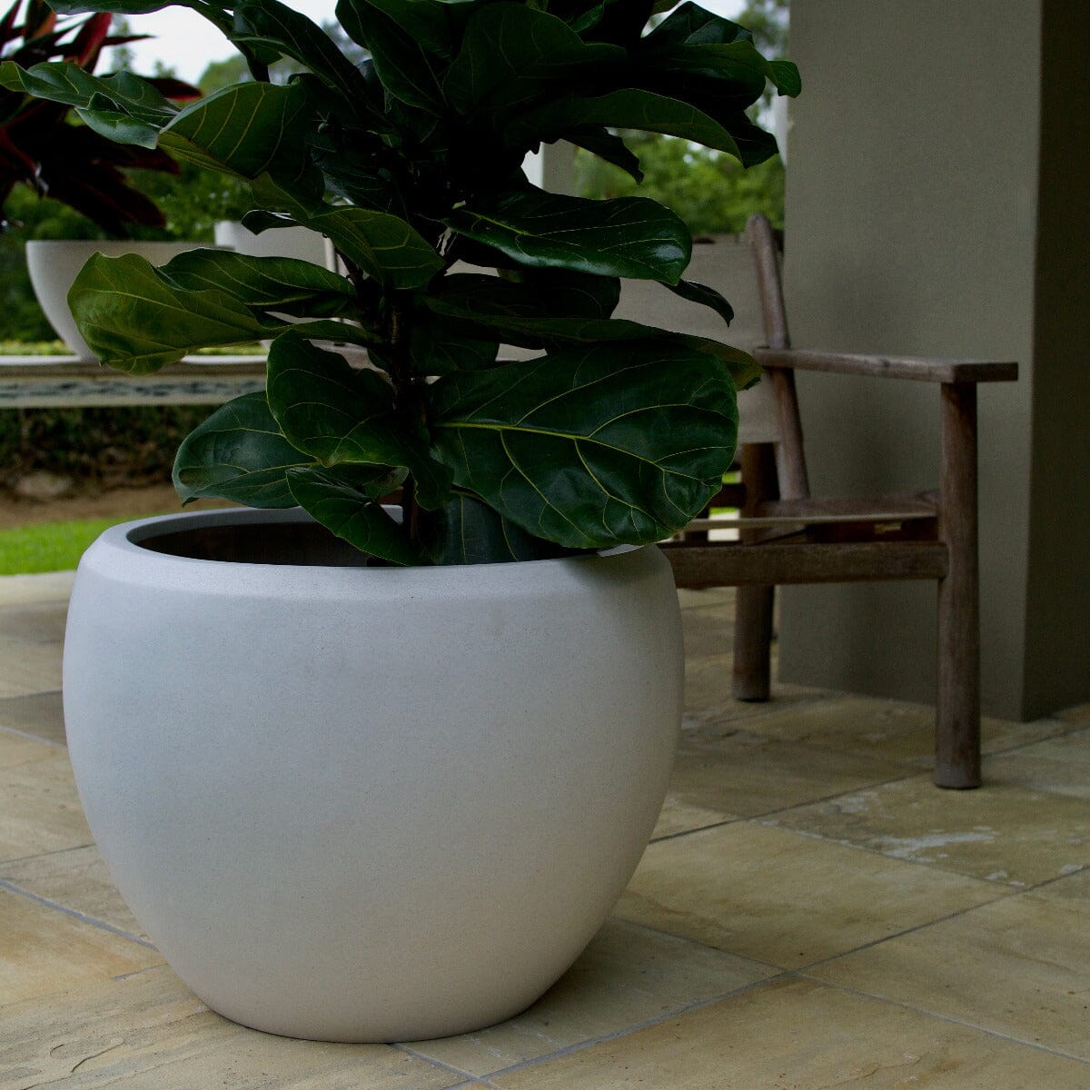 Sante Ball Planter Pots - Light Weight Brookfield Gardens 