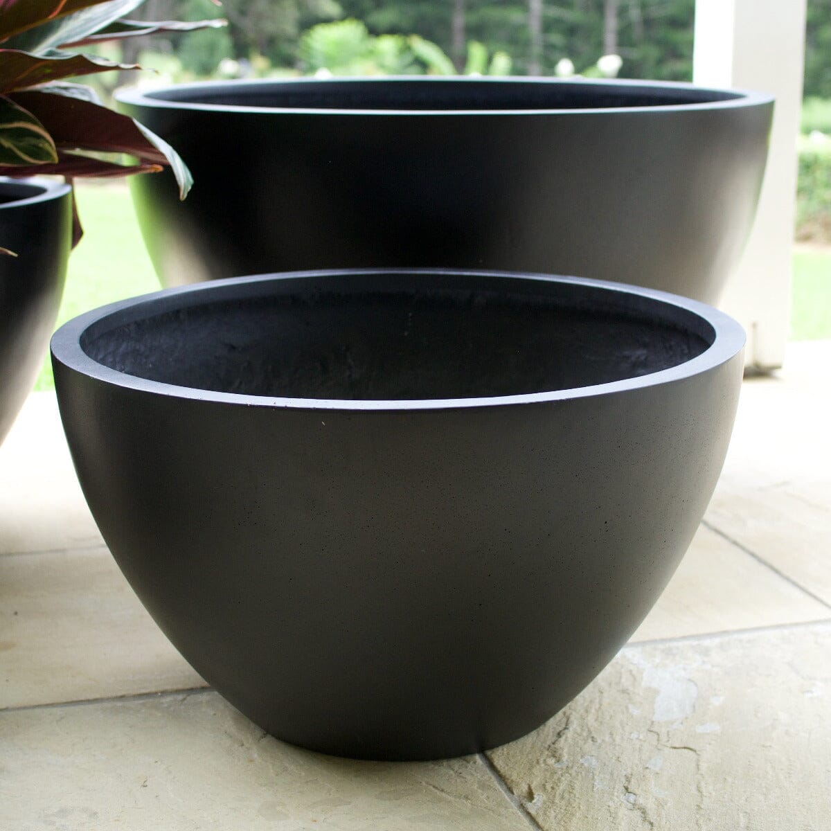 Sante Squat Egg Planter Pots - Light Weight Brookfield Gardens 