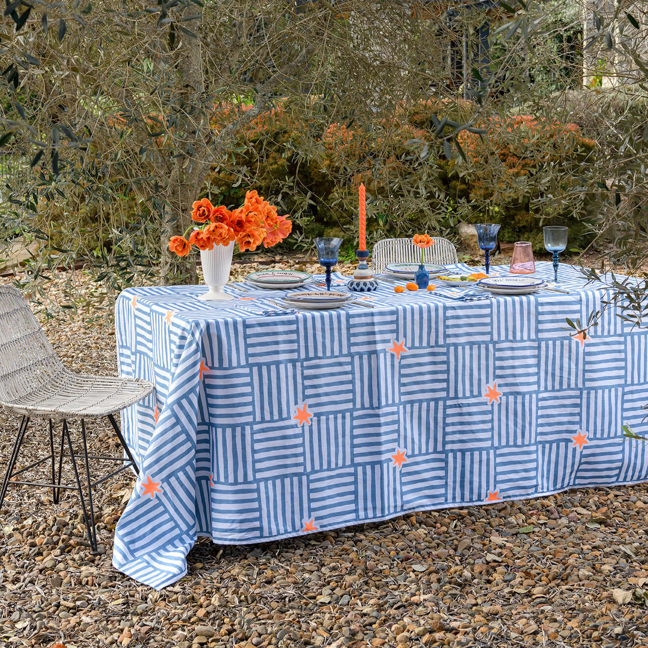 Capri Blue/Orange Medium