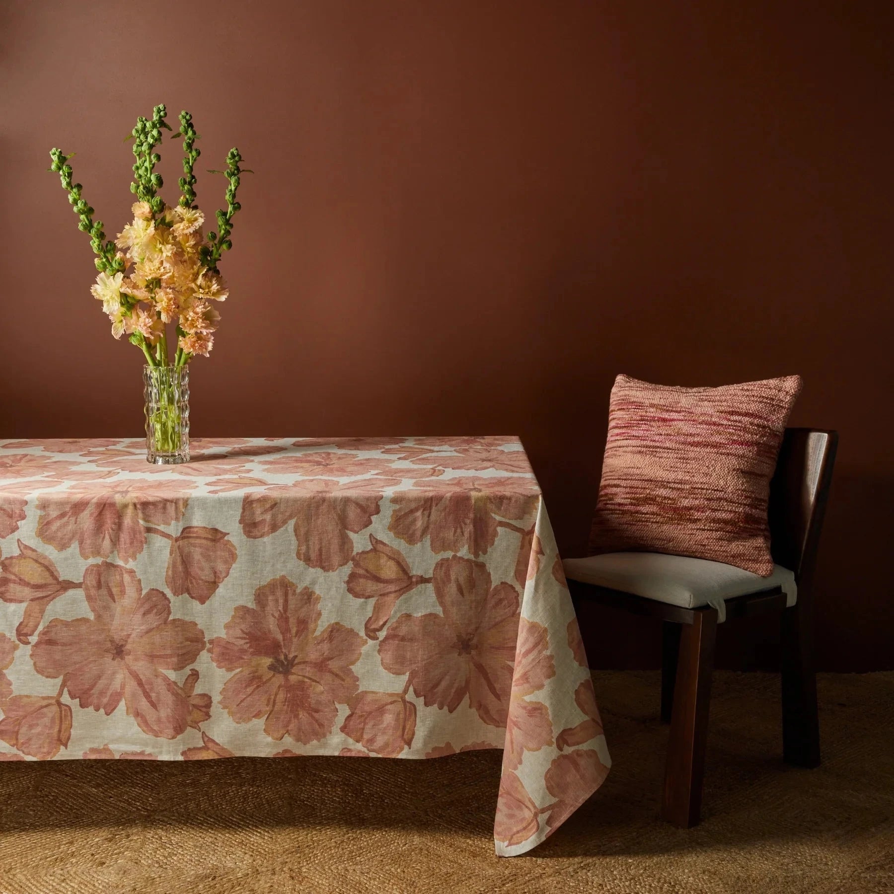 Tulip Pink Tablecloth M PL Napery Brookfield Gardens 
