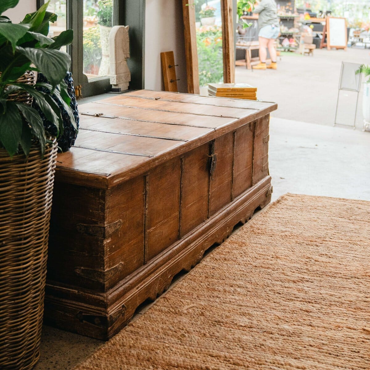 Vintage Indian Coffee Table BH - Furniture Brookfield Gardens 