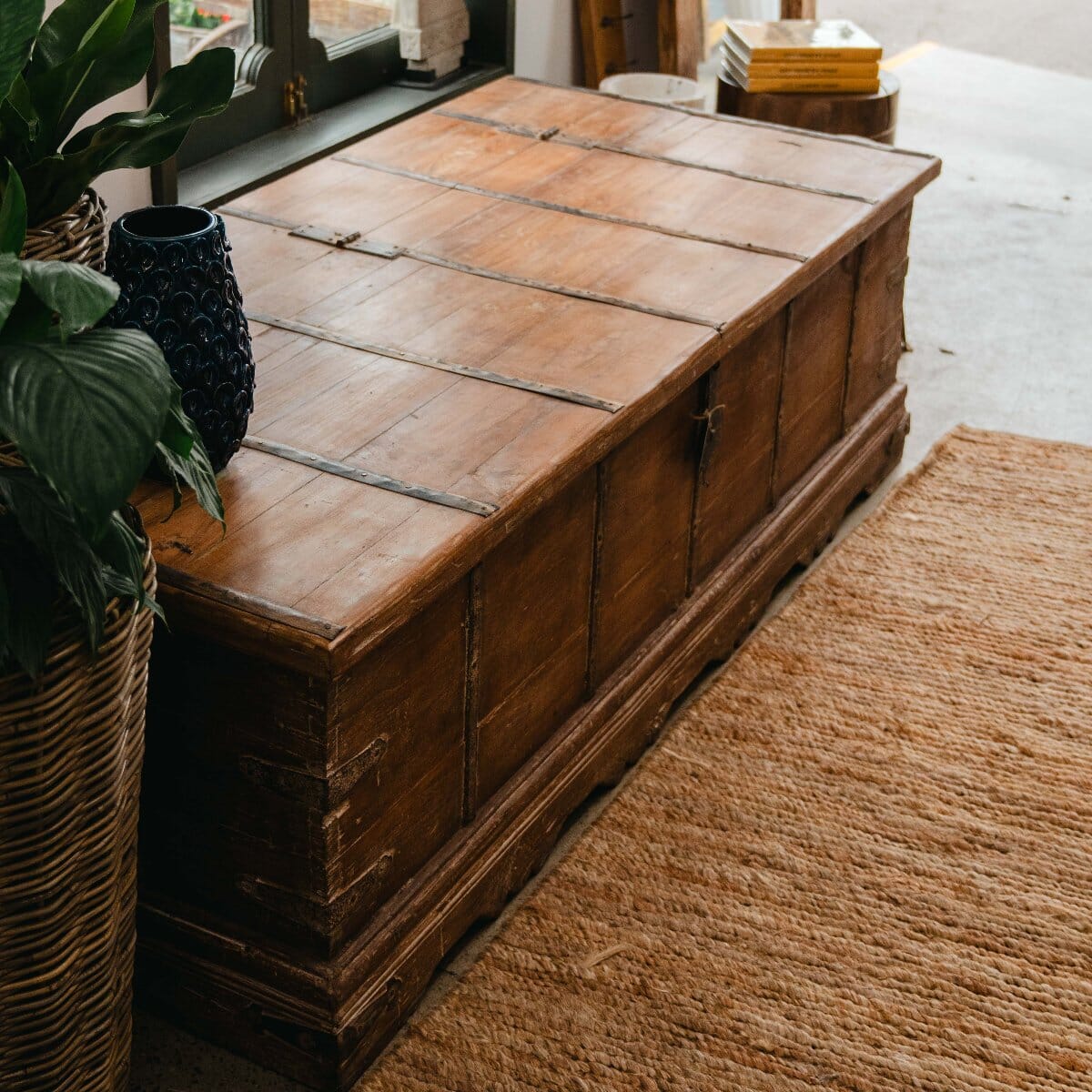 Vintage Indian Coffee Table BH - Furniture Brookfield Gardens 