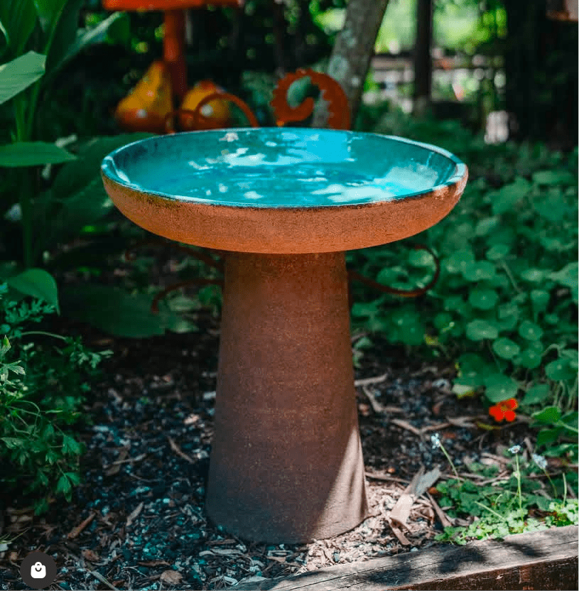 Wren Birdbath Statues / Water features / Bird Bath Brookfield Gardens 