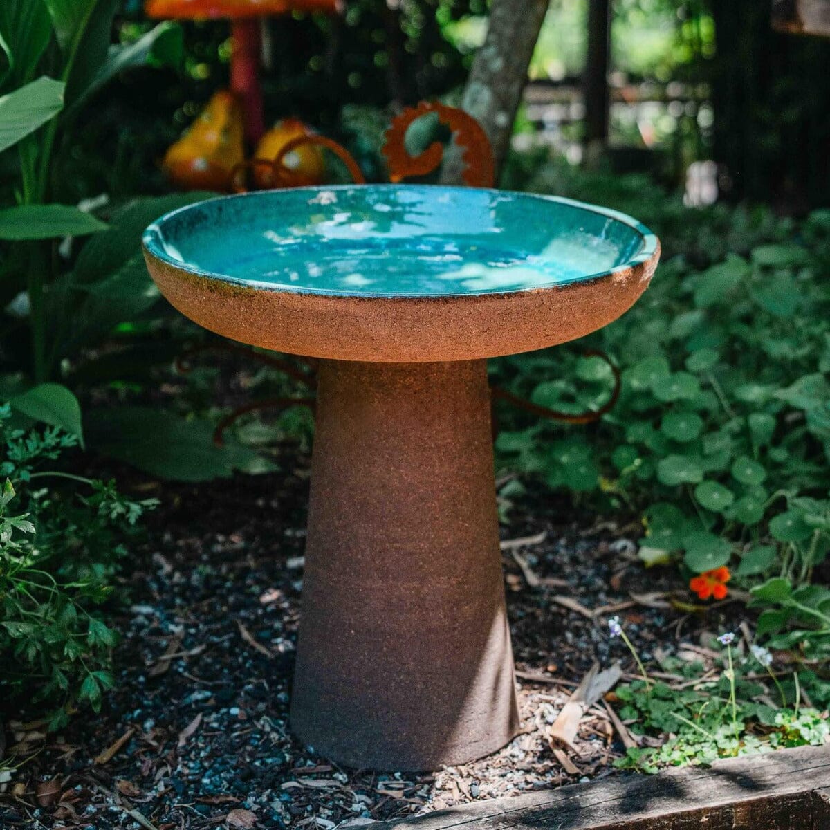 Wren Birdbath Statues / Water features / Bird Bath Brookfield Gardens 