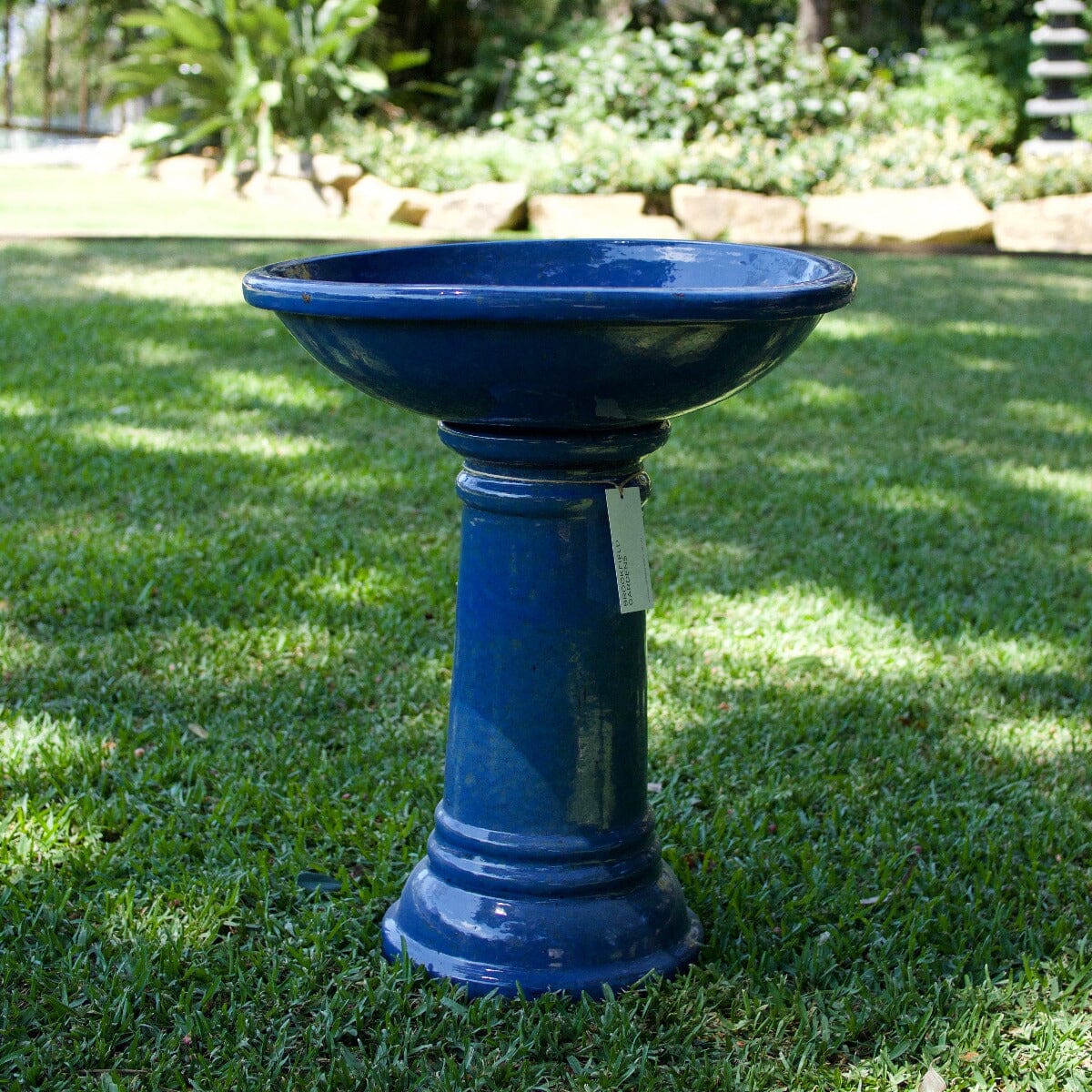 Classic Birdbath Statues / Water features / Bird Bath Brookfield Gardens 