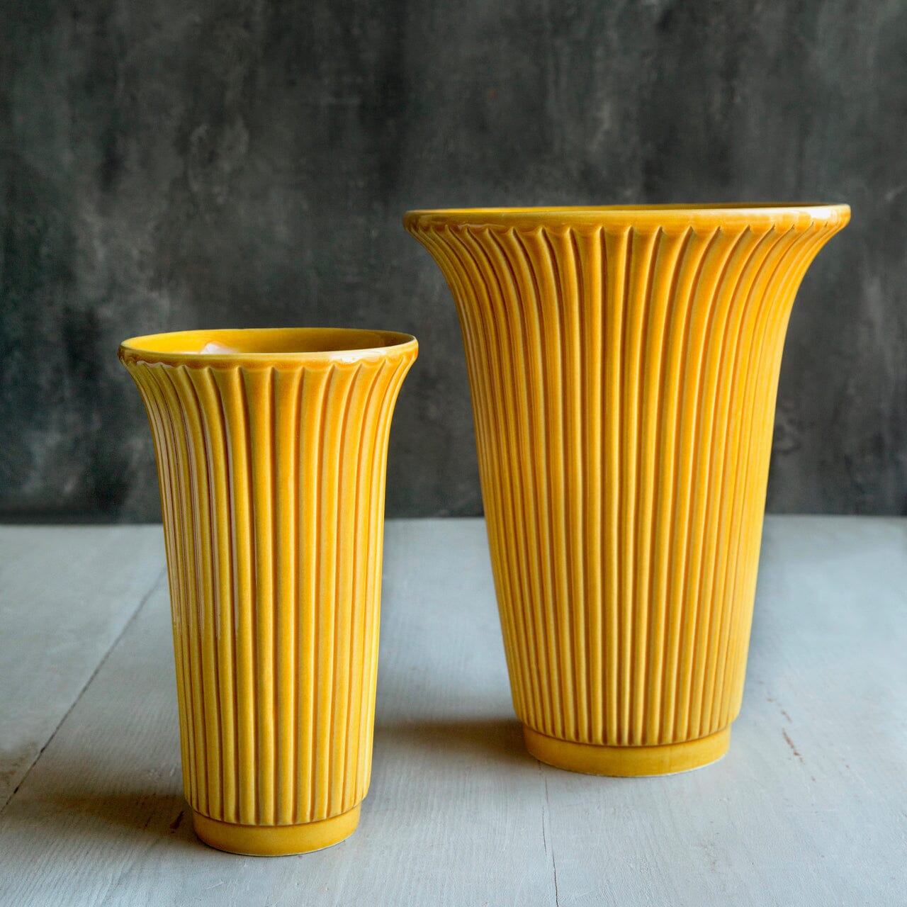 Daisy Amber Yellow Vase Florist - Vessels Berg 12cm 