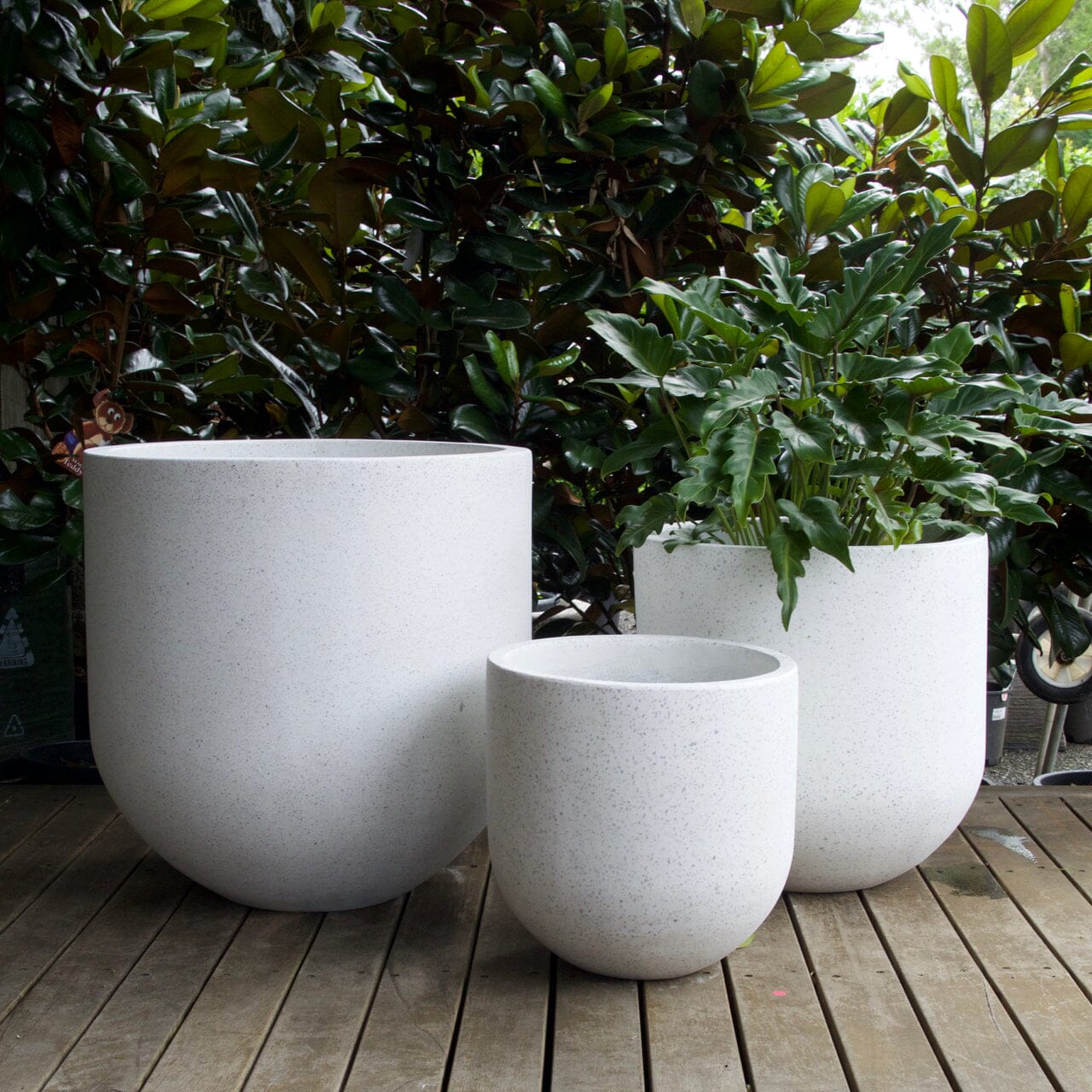 Terrazzo Bullet Pots - Terrazzo Brookfield Gardens 33x33cm White